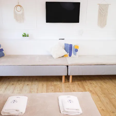 5b Blue Marine Basen Brodziki Plac Zabaw The Of Przy Plaz アパート ポッドンビエ