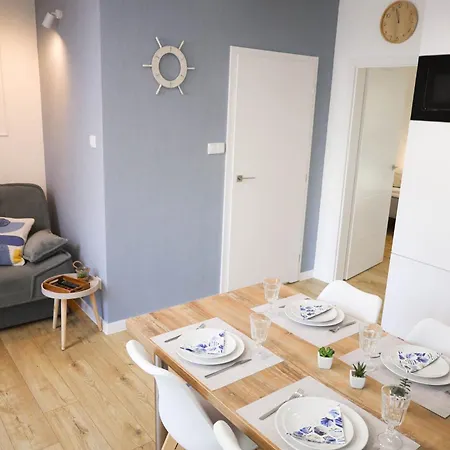 5b Blue Marine Basen Brodziki Plac Zabaw The Of Przy Plaz アパート *